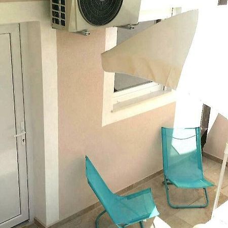 Twins Apartment Pula Exterior photo